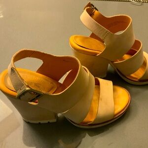 KORK Ease Sandals